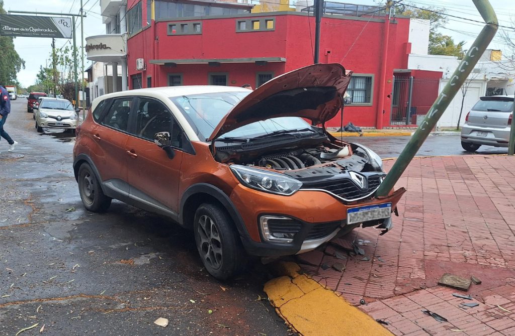auto incrustado