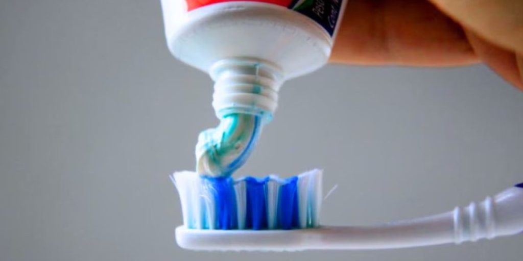 pasta dental-colgate.JPG