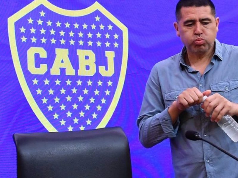 riquelme-2068368.jpg