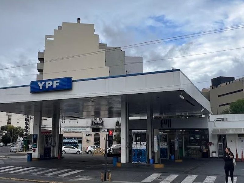 ypff.JPG