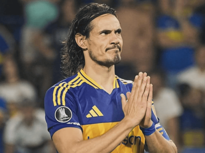 Edinson-Cavani-3.png