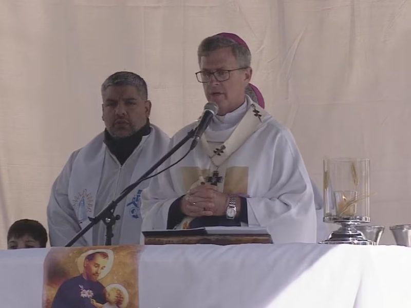 sacerdote.JPG