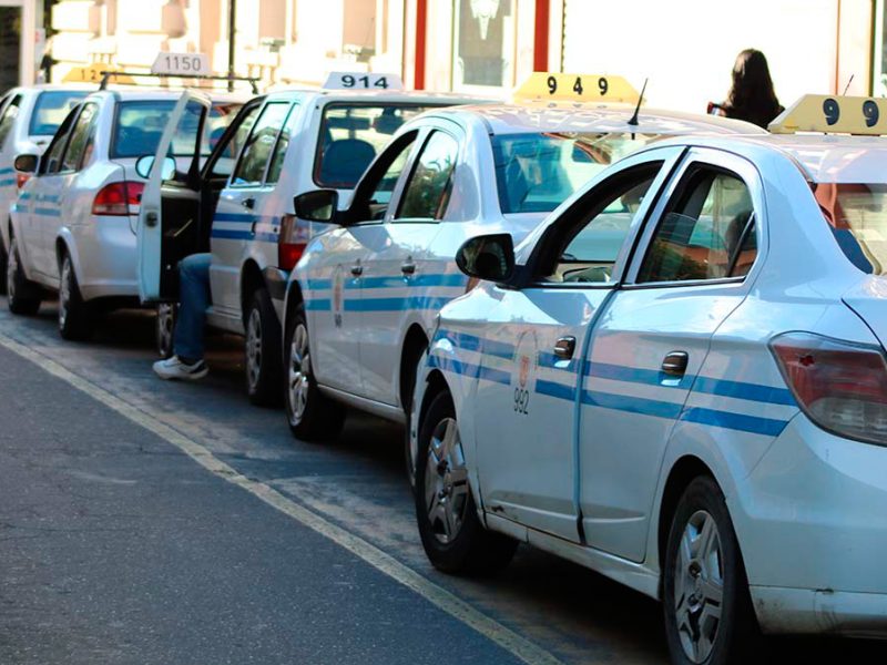 Taxis-San-Luis0_edited.jpg