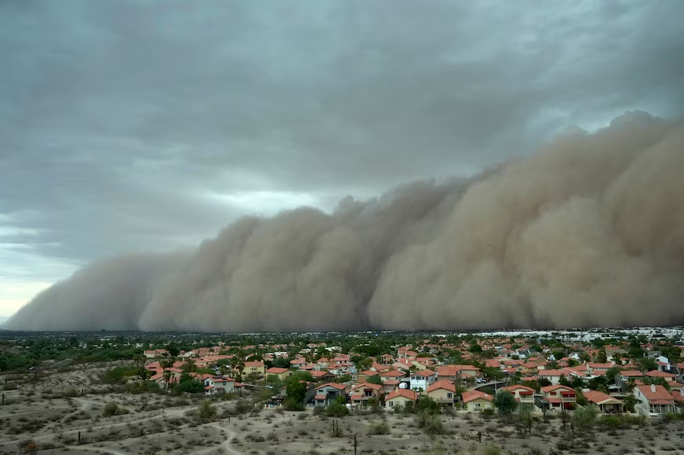 TORMENTA DE ARENA.jpg