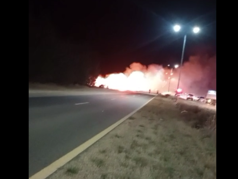 camion incendiado2.png