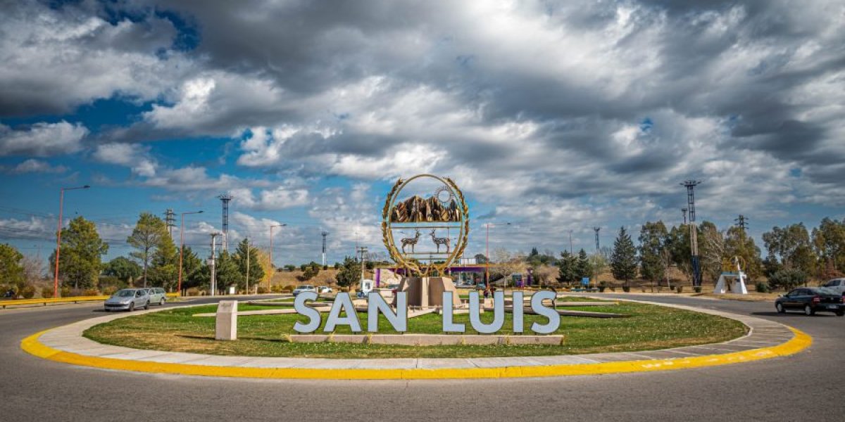 ANIVERSARIO-FUNDACION-DE-SAN-LUIS-35-900x601.jpeg