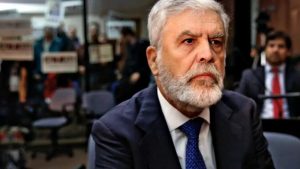 JULIO DE VIDO.jpg