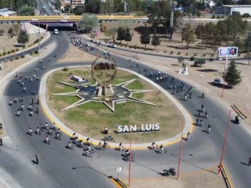 bicicleteada-x-la-paz-23-900x508-1-768x433.jpg