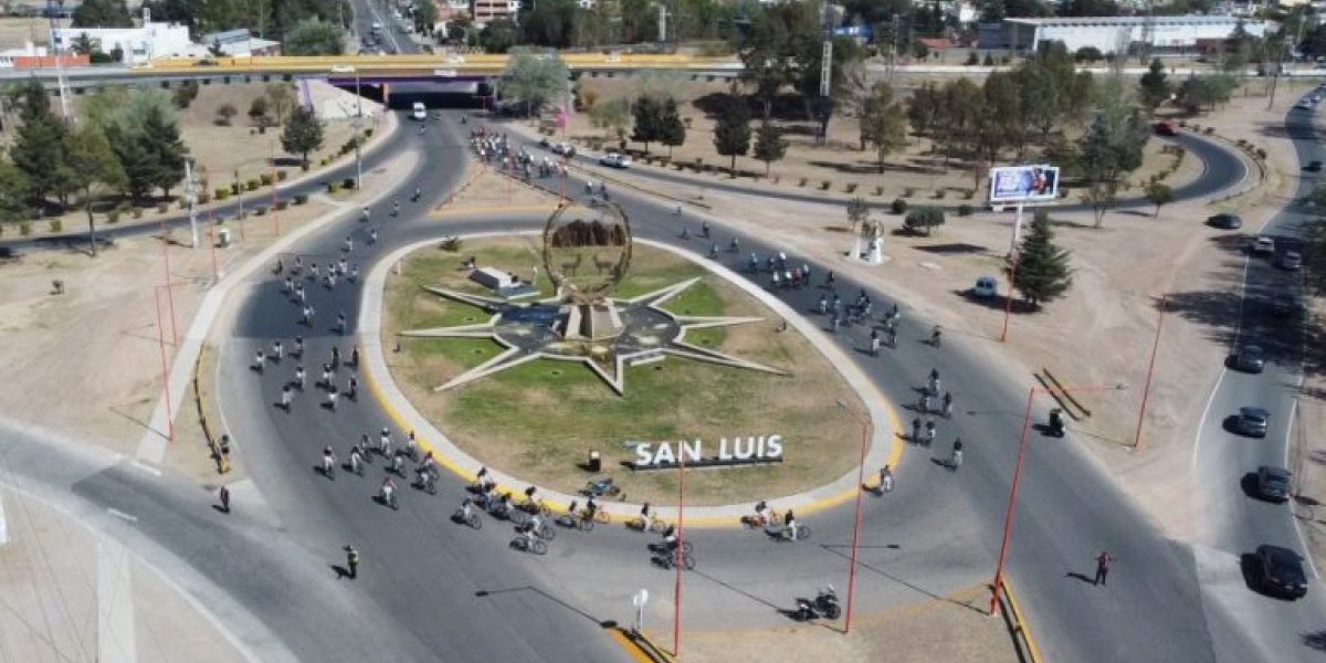 bicicleteada-x-la-paz-23-900x508-1-768x433.jpg