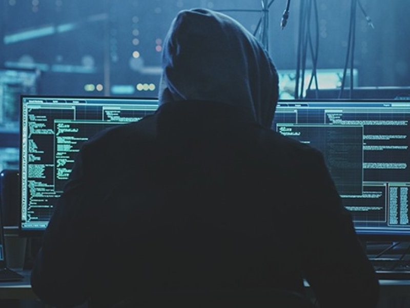 HACKER.jpg