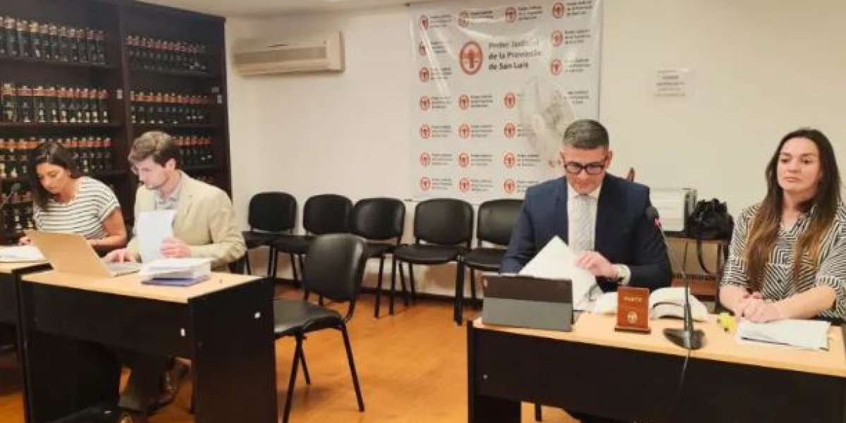 elevaciona juicio.JPG