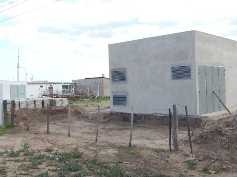 Planta-reguladora-de-presion-para-el-barrio-Serranias-Puntanas-3-900x605.jpg