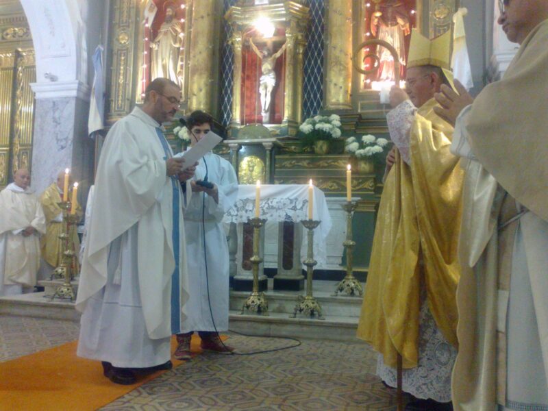 juramento-parroco-dos (1).jpg.jpg