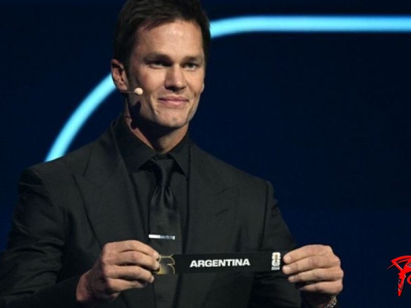 tom-brady-saco-la-bolilla-de-la-seleccion-argentina-en-el-sorteo-del-mundial-2026-2149096.jpg