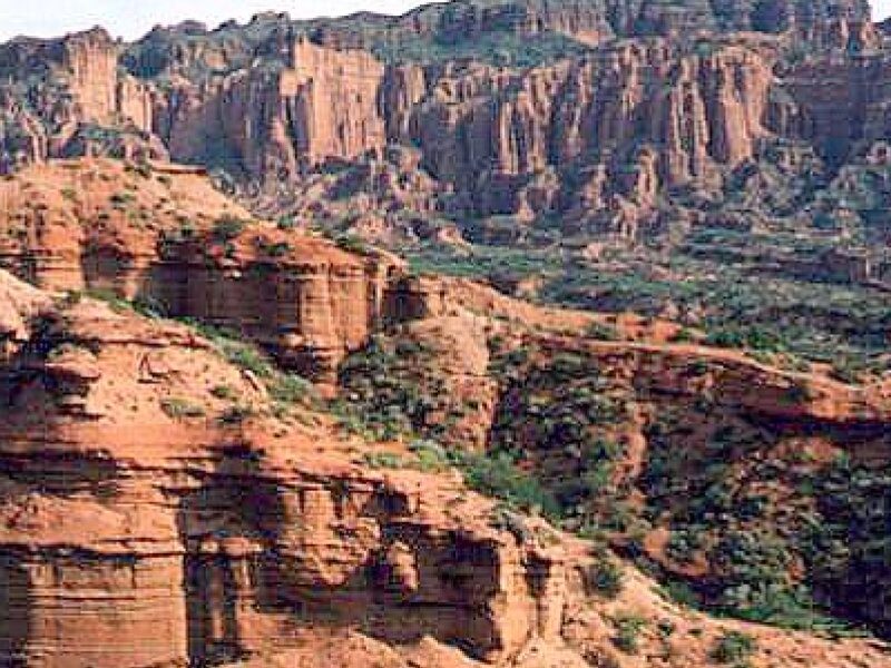 Sierra_de_las_Quijadas,_San_Luis.jpg