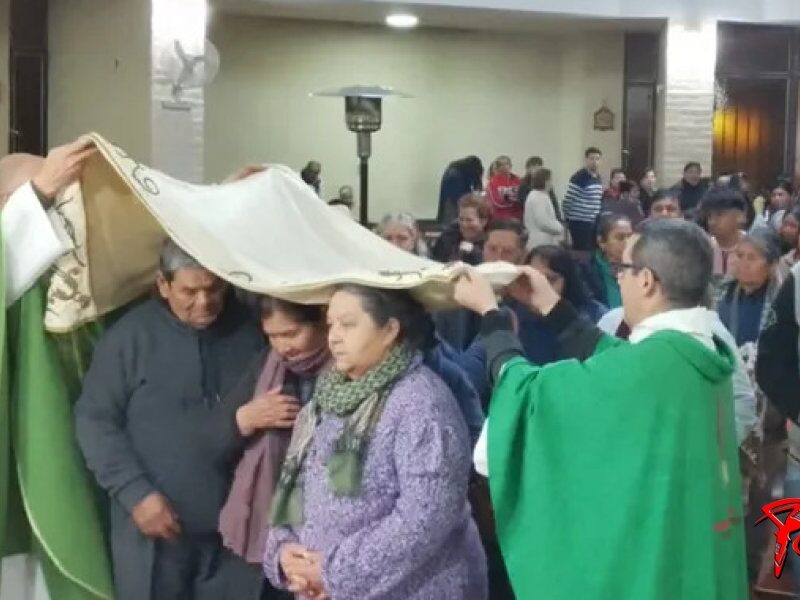 manto-virgen-copacabana.jpg