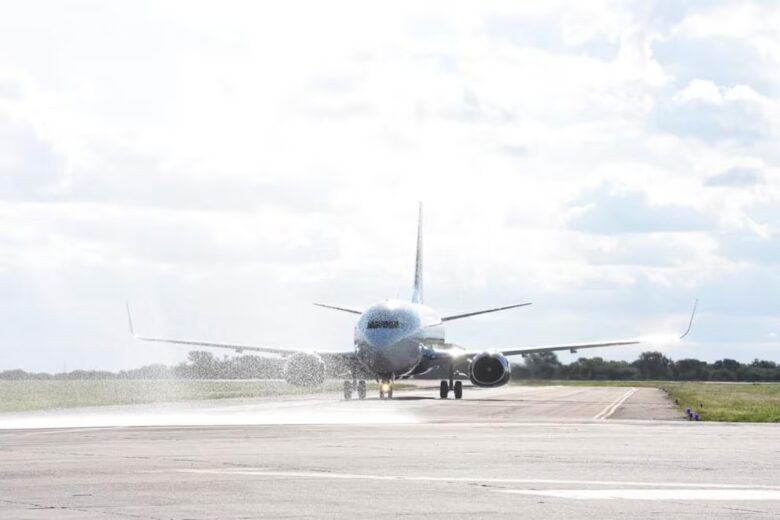 Boeing 737 Fireliner.jpg