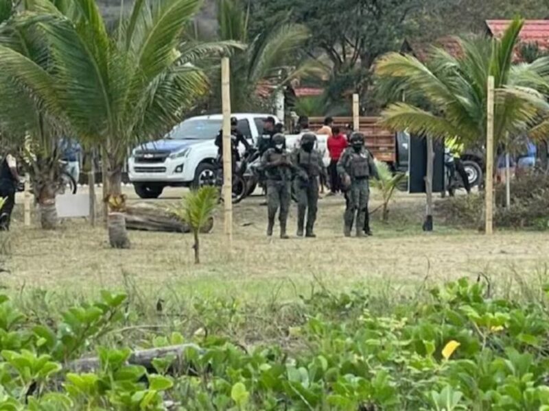 la-policia-custodia-la-zona-donde-fueron-halladas-cinco-cabezas-humanas-foto-cortesiapolicia-nacional-via-el-universo-FGSHJTD2LRHZNBYEQTALHTALQE.jpg