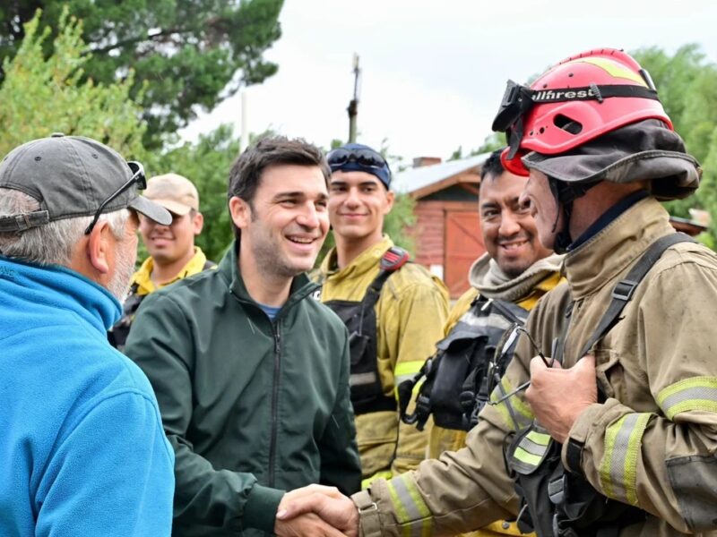 BOMBEROS.jpg