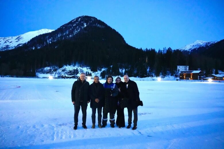 MILEI EN DAVOS.jpg