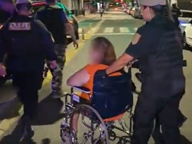 mujer en silla de ruedas.JPG