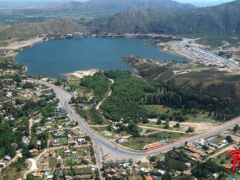Lago-y-circuito-potrero-y-pueblo.jpg