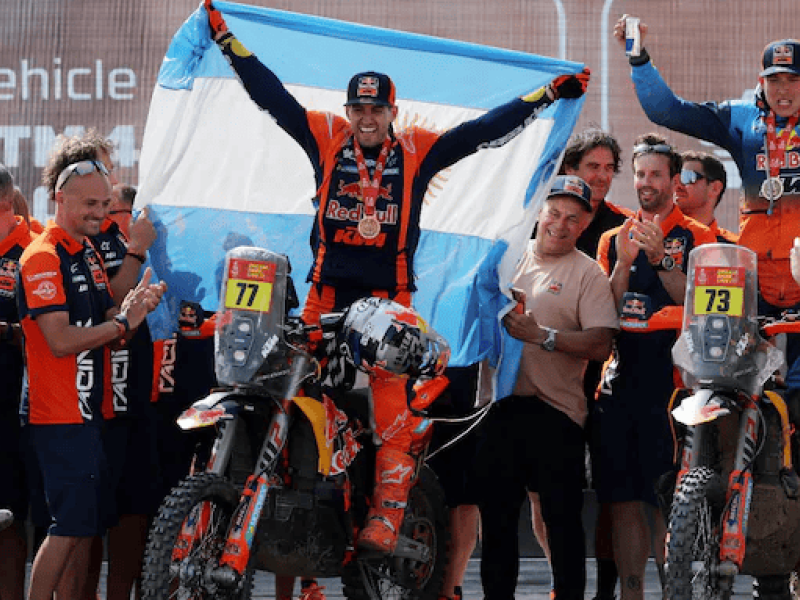 el-argentino-gano-el-dakar-por-primera-vez-foto-reuters-UU26B6ATNJGJDJCHFXBFLNZSYY.png