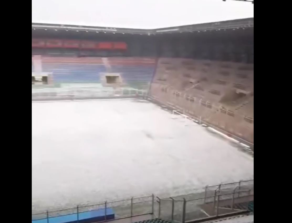 estadio la pedrera- granizo.JPG