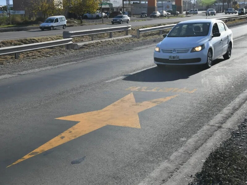 la-asociacion-estrellas-amarillas-pinta-estas-senales-las-calles-memoria-las-victimas-del-alcohol-al-volante-ya-llevan-280-los-ultimos-cuatro-anos-fot