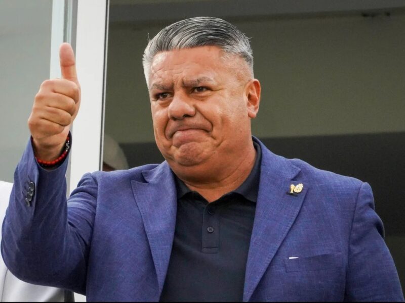 CHIQUI TAPIA.jpg
