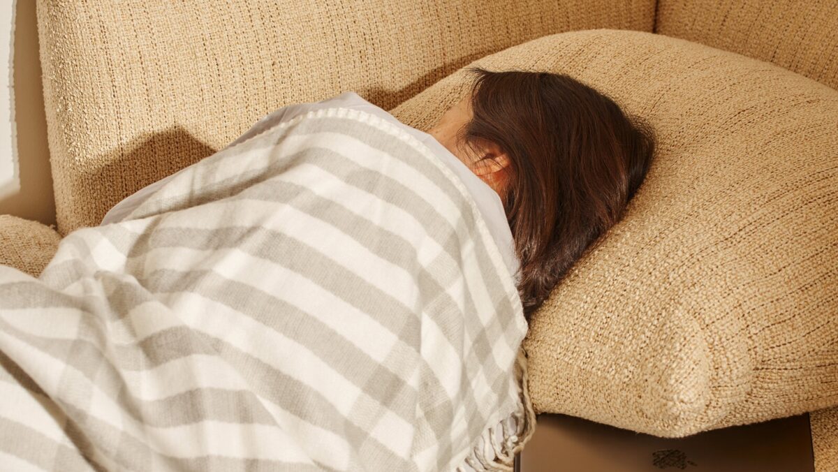 DORMIR SIESTA.jpg