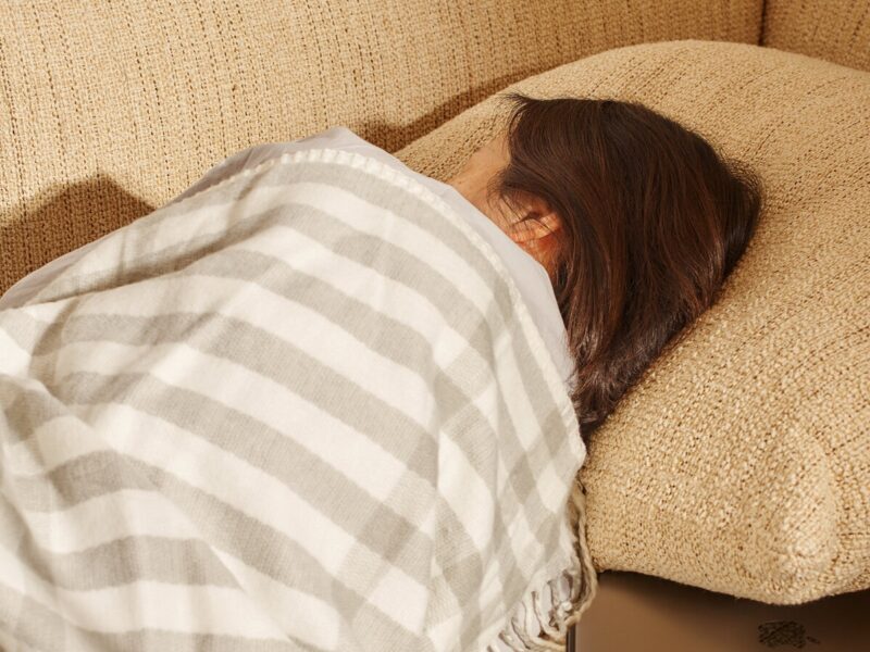 DORMIR SIESTA.jpg